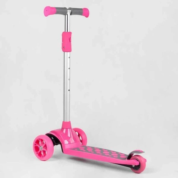 Самокат триколісний Best Scooter LK-61022 Рожевий, Світло платформи та коліс, знімне кермо LK-61022 фото